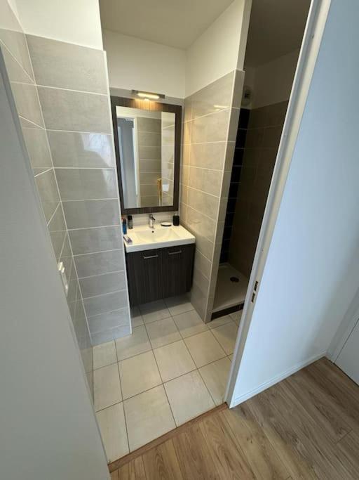 T4 De 87m2 A 5min De Paris Apartment