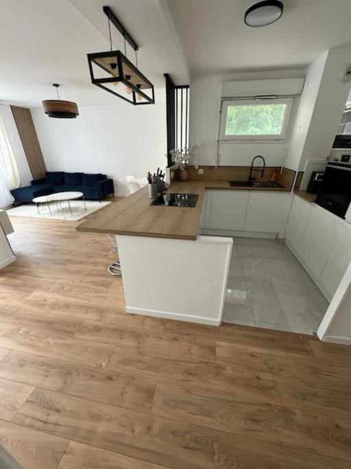 T4 De 87m2 A 5min De Paris Apartment *