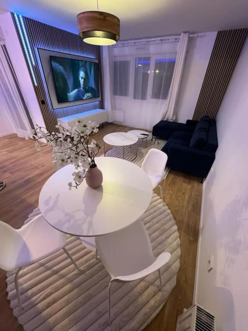 Apartment T4 De 87m2 A 5min De Paris